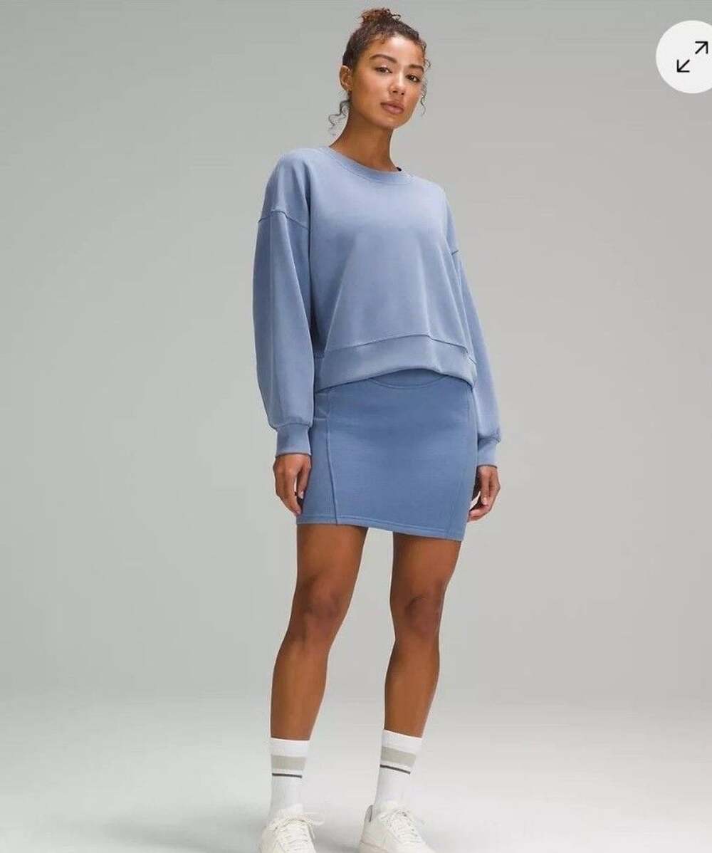 212 Lululemon Scuba HR Mini Skirt Size S Oasis Blue SMALL